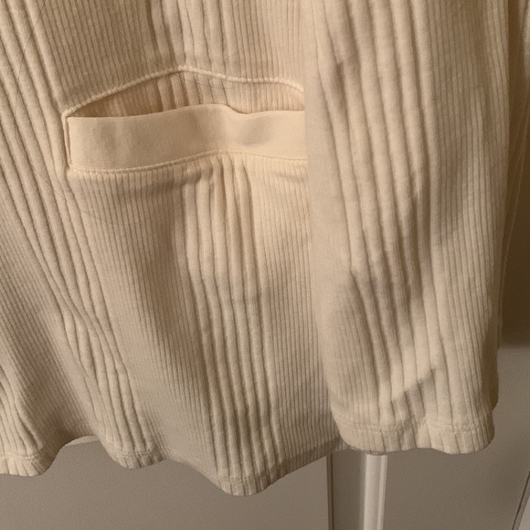 Lands’ End cream button-up lightweight stretchy cotton cardigan 3x(24W-26W) - Picture 6 of 11
